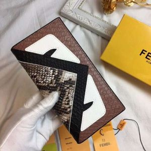 大人気定番 財布 フェンディ『個性』を表現出来る FENDI高品質な新品