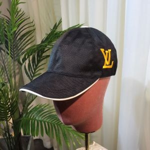 Louis Vuittonヴィトン 帽子 コピーハイクオリティ魅力でシンプルなデザインブランドLVロゴファッションキャップ