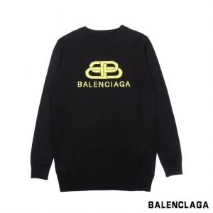 BALENCIAGA バレンシアガ セーター シンプルなコーデを盛り上げる限定新品 コピー Triple S トリプルソール ブラック 安い