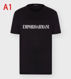 アルマーニ Tシャツ 通販 軽快にトレンド感をアップ パーカー ARMANI メンズ スーパーコピー ブラック ロゴ入り おしゃれ セール