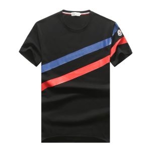 2色可選 モンクレール 世界中で人気を集める MONCLER 2020年の新作アイテムは 半袖Tシャツ