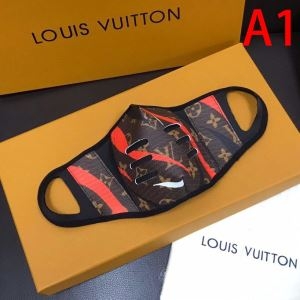 Louis Vuitton マスク トレンドな印象になるアイテム ルイ ヴィトン 通販 コピー 2020限定 3色可選 ブランド 日常 格安